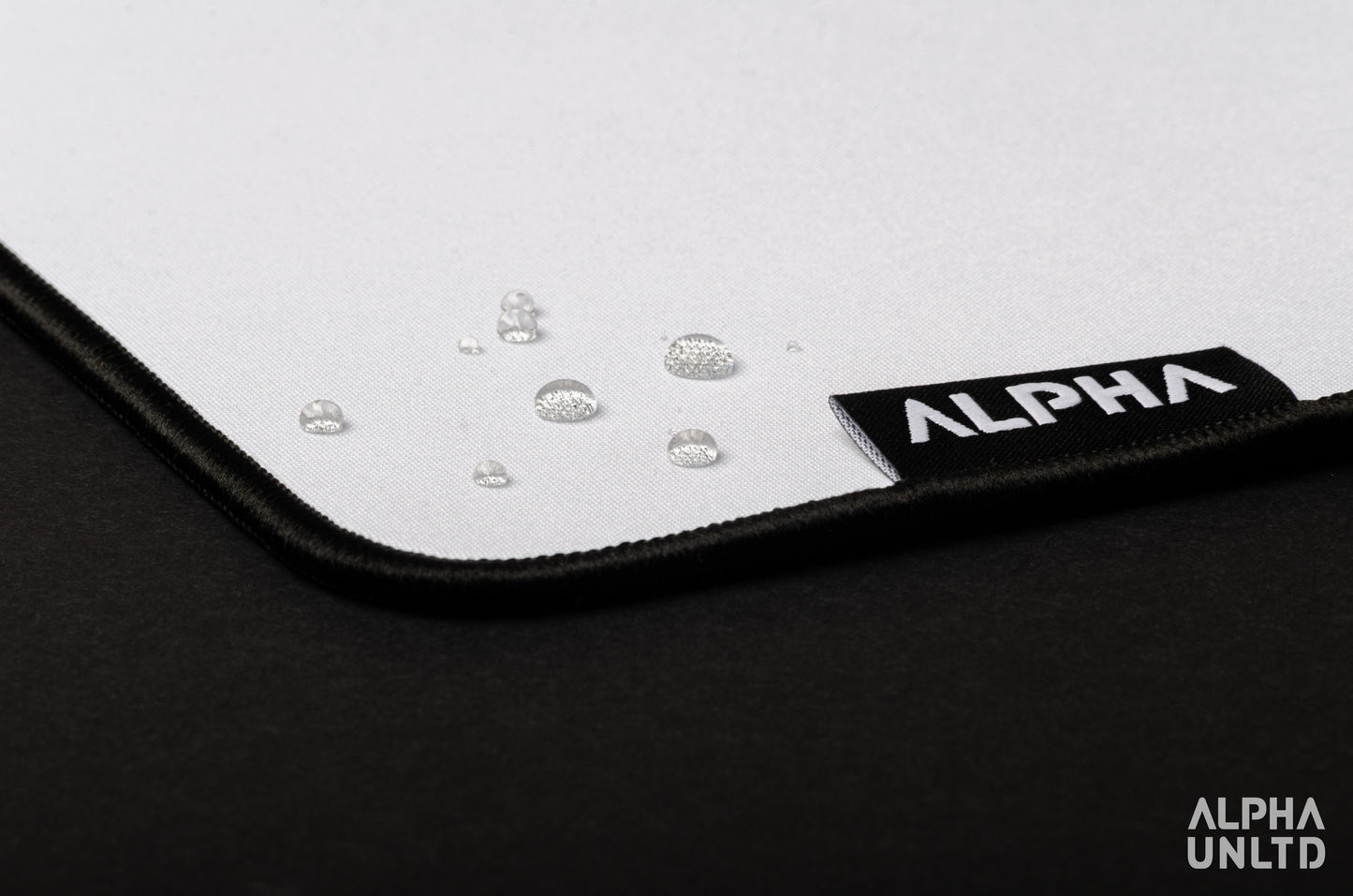 Alpha Unltd Gaming Mousepad XL White (450x400x3mm) - Standard (Speed Control)